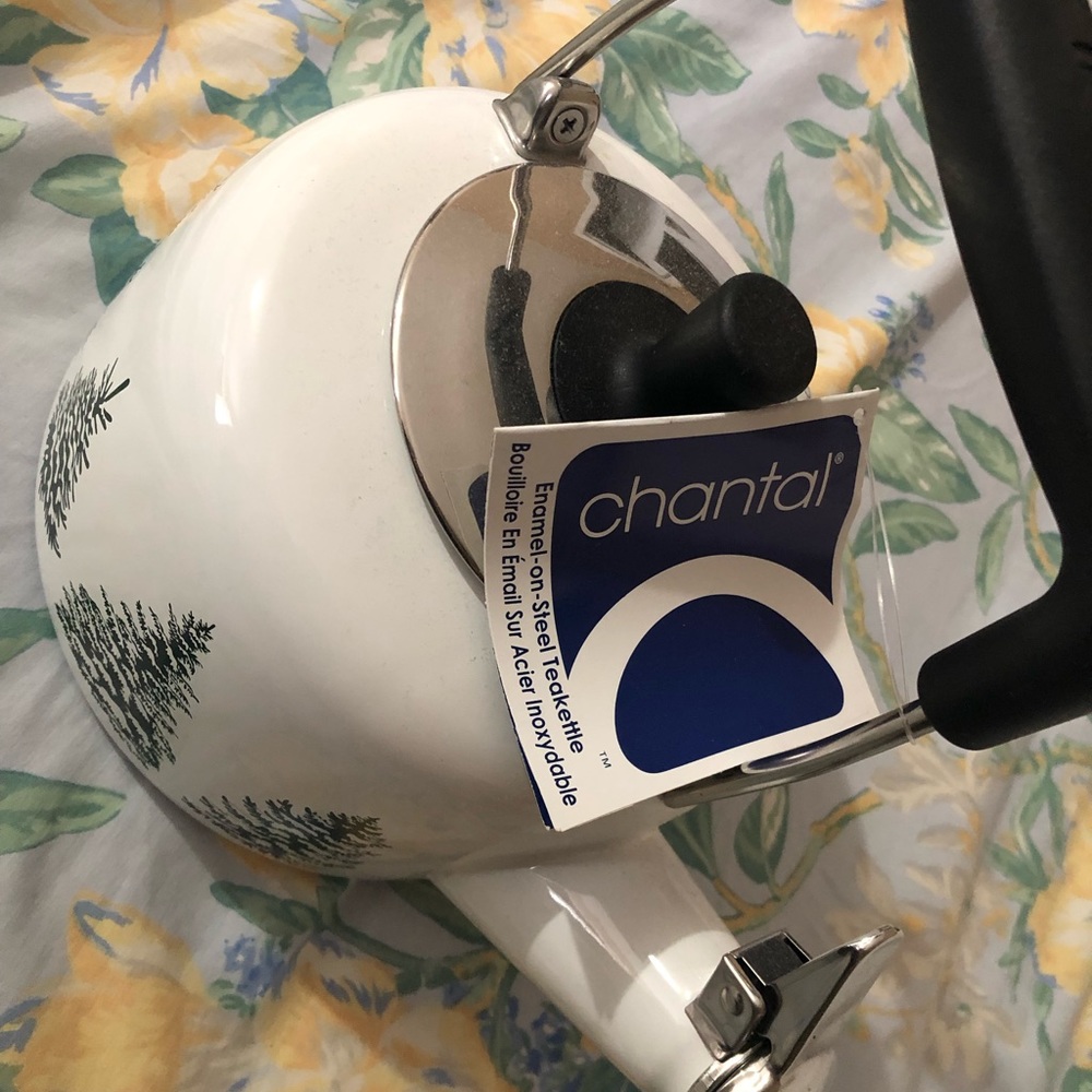 Yea kettle,white new never use